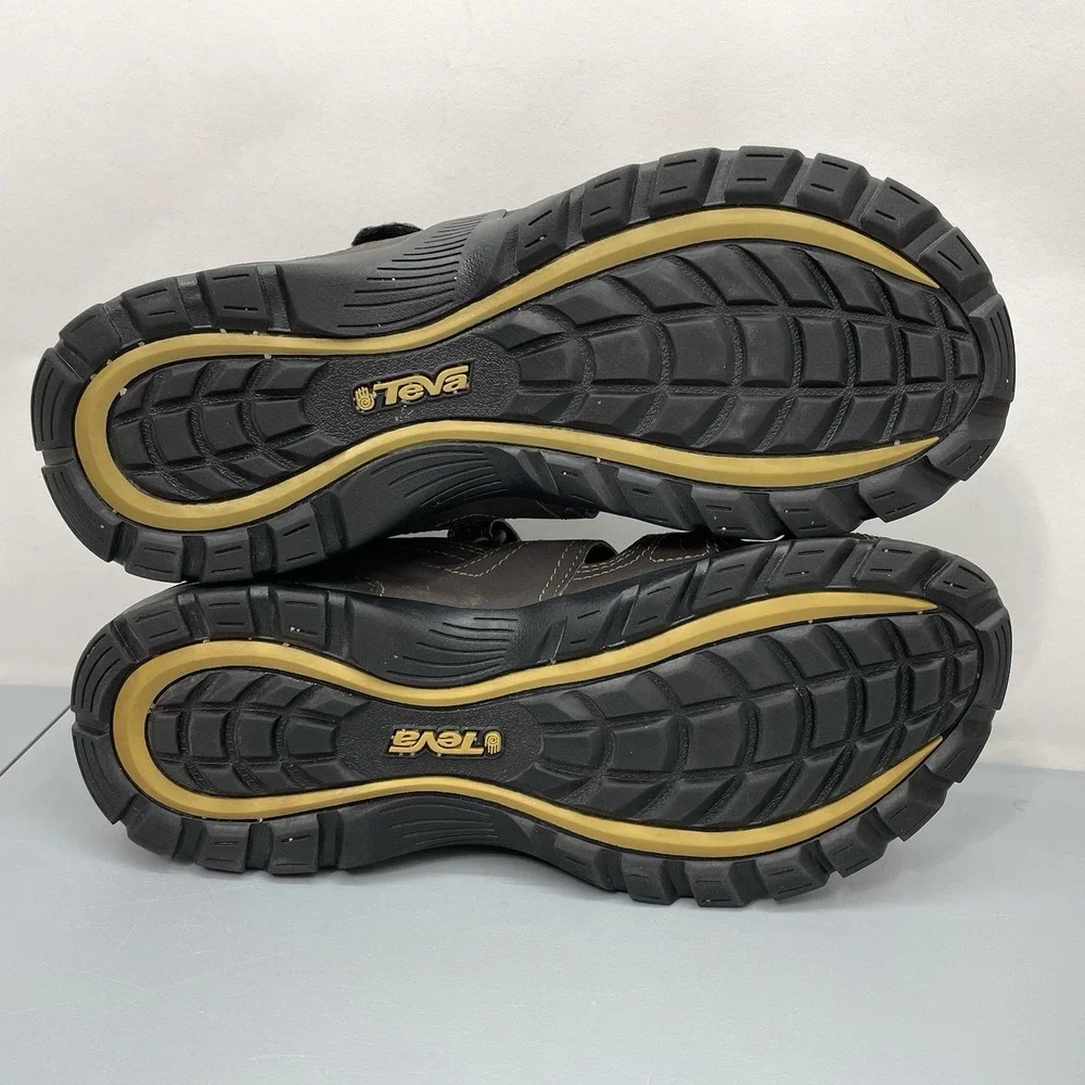 Teva Forebay Water Sandals Fisherman Closed Toe Outdoor Hiking Brown Mens 10